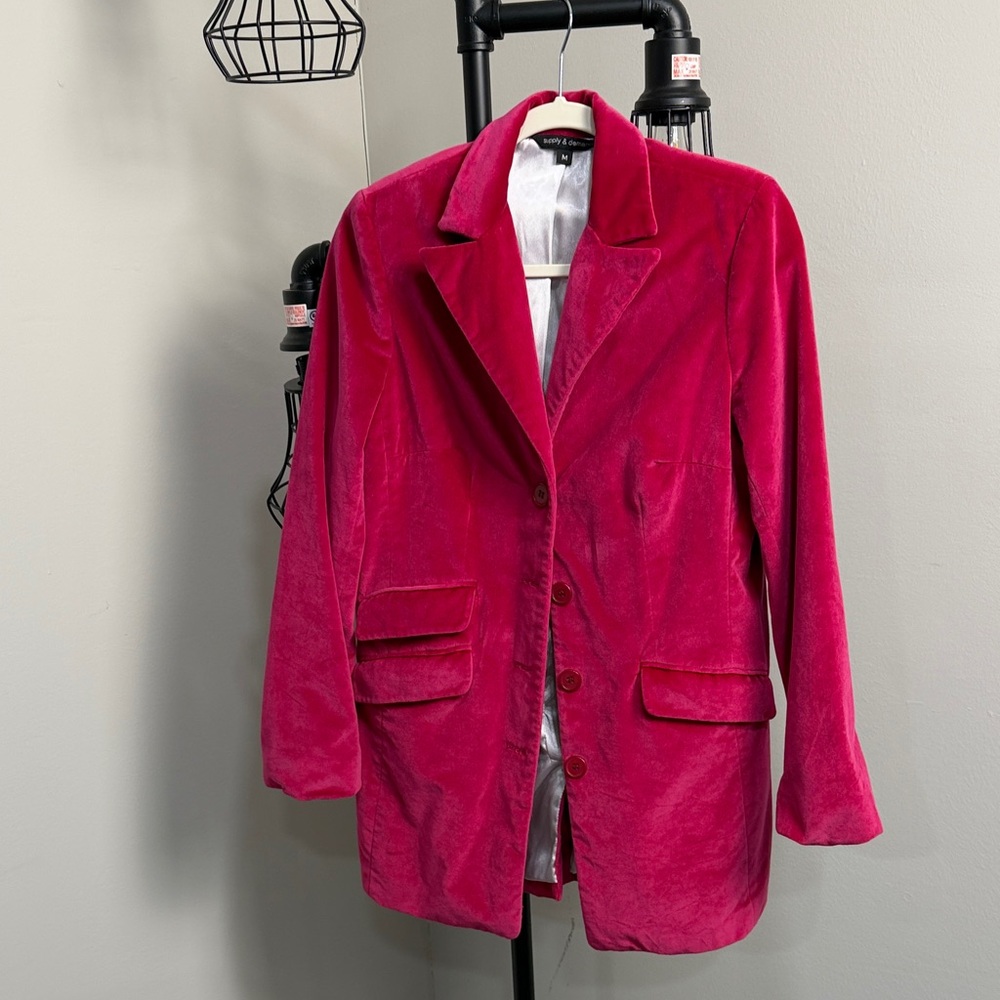 Elegant Fuchsia Velvet Blazer